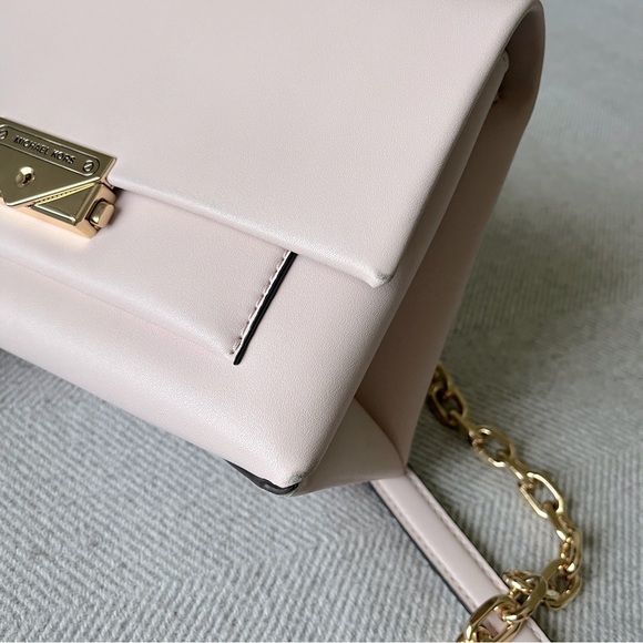 MK Baby Pink and Gold Crossbody - Picture 3 of 6